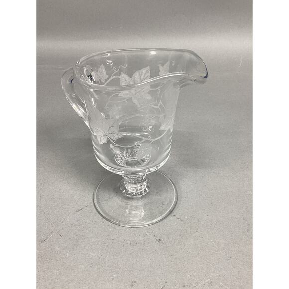 Vintage Glass Leaf Design Creamer And Sugar - Picture 2 of 15